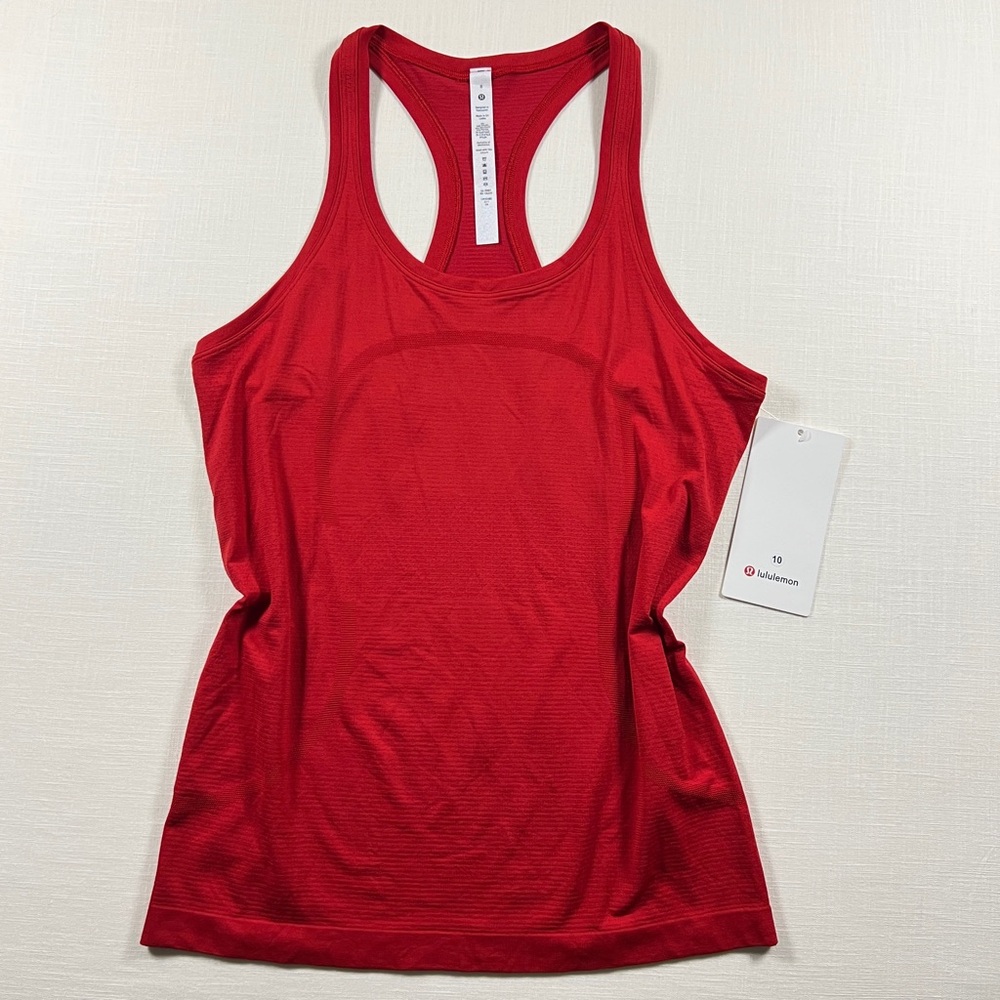 Lululemon Swiftly Tech Racerback Tank - Dark Red/Dark Red - Size 8 (Medium)